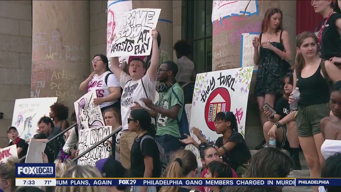 Students react to UArts' sudden closure